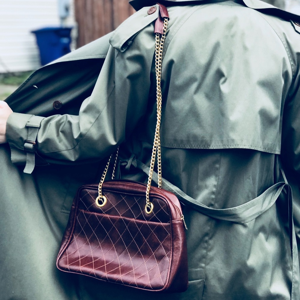 Leather Chainlink Strap Med Size Purse